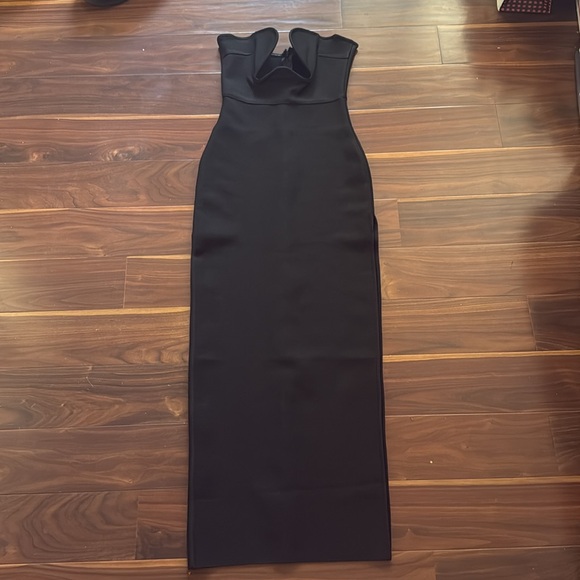 Black Bandage Cut Out Low Neckline Maxi Dress size M - Picture 3 of 8
